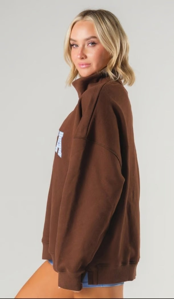 Halle x Acta Essential Mockneck
